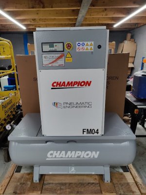 CHAMPION FM4 ROTARY SCREW AIR COMPRESSOR 270L 4KW 5.5HP 10 BAR 16CFM