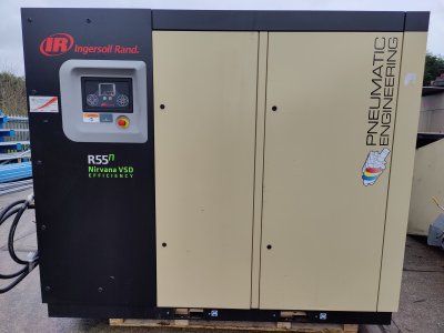 INGERSOLL RAND R55N VARIABLE SPEED ROTARY SCREW AIR COMPRESSOR 55KW 75HP 372CFM